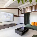 Industrial Loft - Garage-netflix-wifi Брешия