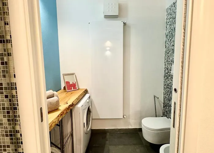 Industrial Loft - Garage-netflix-wifi * 布雷西亚