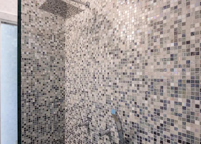 Industrial Loft - Garage-netflix-wifi *