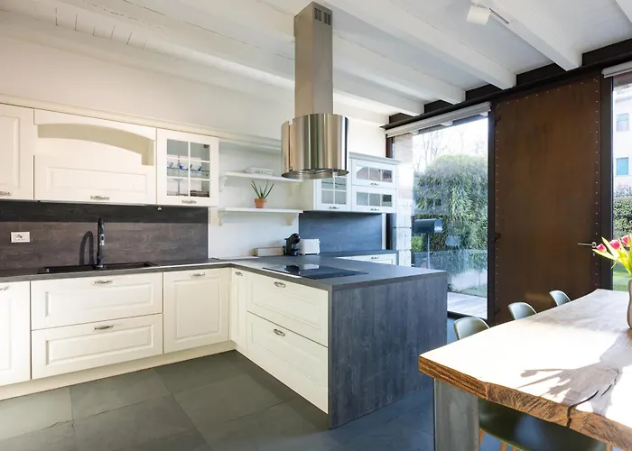 Industrial Loft - Garage-netflix-wifi 公寓 布雷西亚