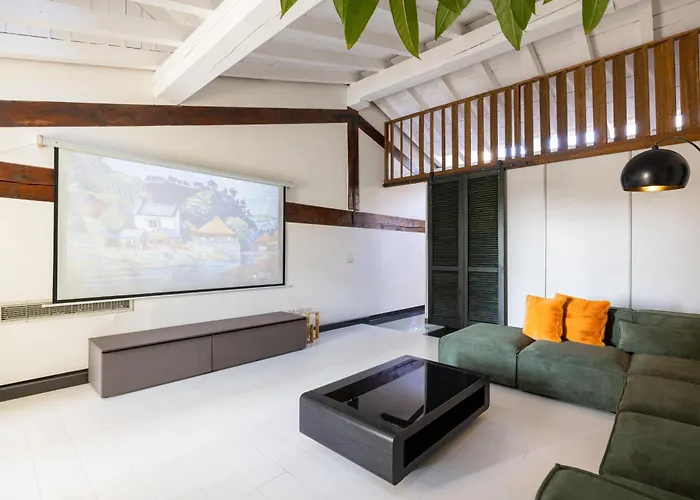 Industrial Loft - Garage-netflix-wifi Brescia