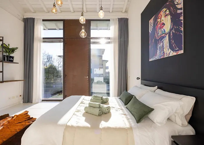 Industrial Loft - Garage-netflix-wifi 布雷西亚