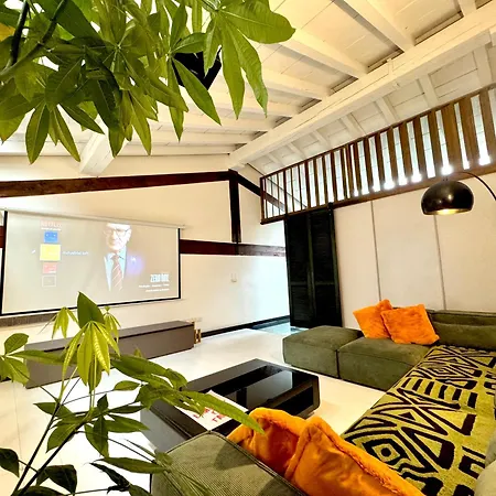 Industrial Loft - Garage-netflix-wifi *